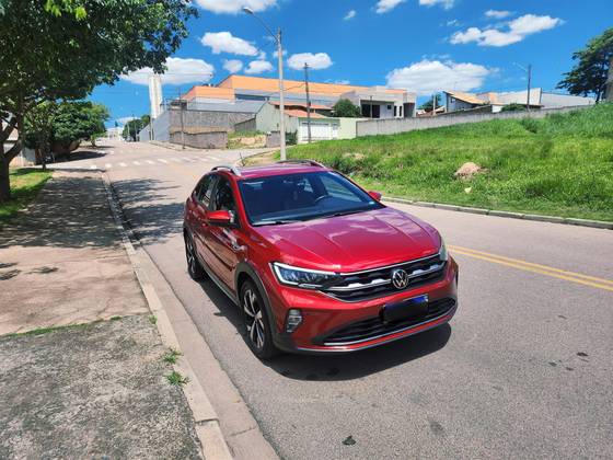 VOLKSWAGEN NIVUS 1.0 200 TSI TOTAL FLEX HIGHLINE AUTOMÁTICO